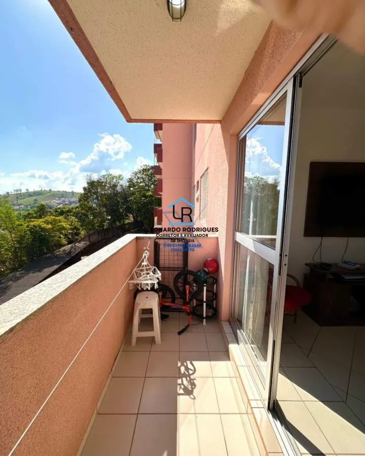 Foto 5 de Apartamento de 2 quartos com sacada em condomínio com piscina, Condomínio Chácara das Moças