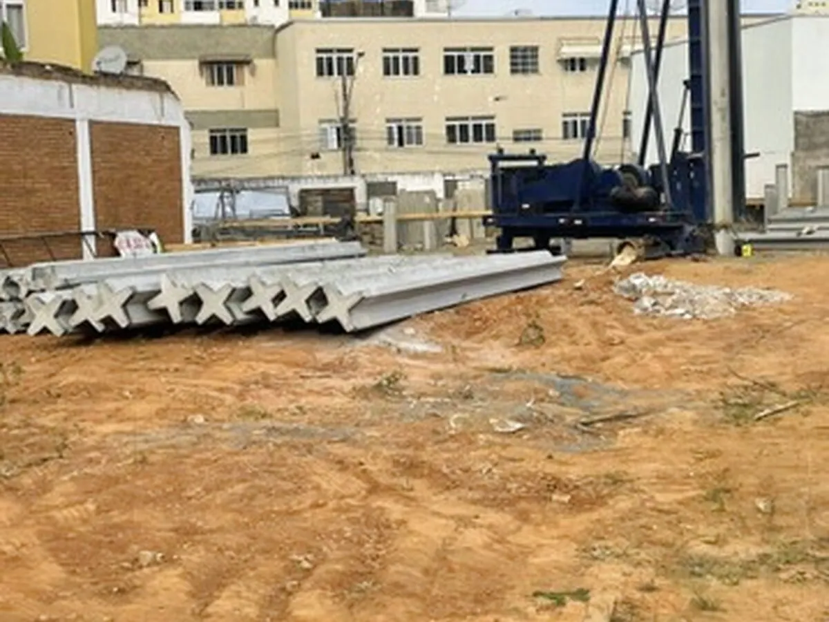 Foto 2 de Apartamento de 2 quartos (1 suíte) na planta, com lazer completo, Centro