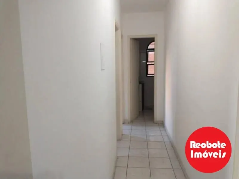 Foto 2 de Apartamento de 2 quartos com sacada e garagem perto do Centro, Varginha
