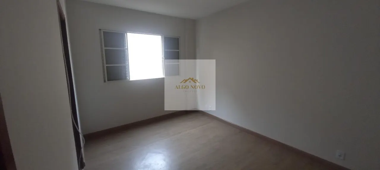 Foto 5 de Apartamento de 2 quartos (1 suíte) com sacada e garagem coberta, Varginha