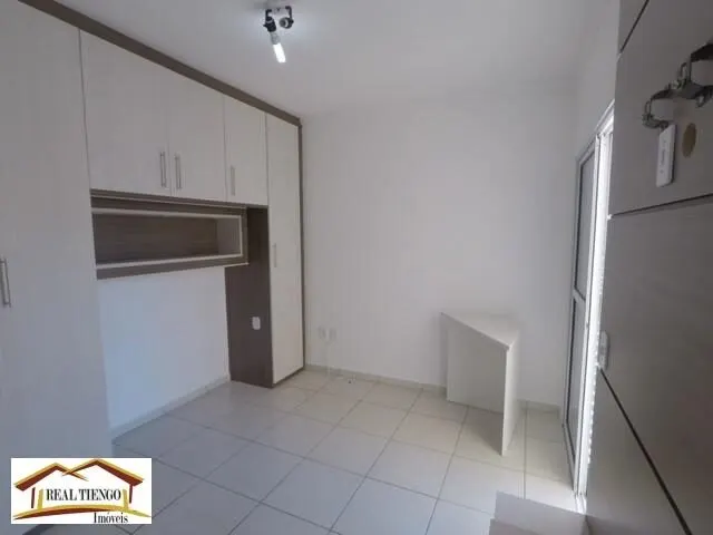 Foto 4 de Apartamento de 2 quartos (1 suíte) com móveis planejados em condomínio com piscina, Varginha
