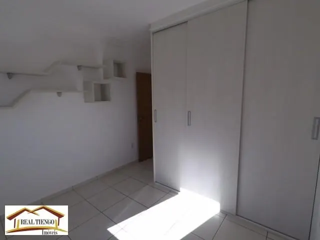 Foto 5 de Apartamento de 2 quartos (1 suíte) com móveis planejados em condomínio com piscina, Varginha