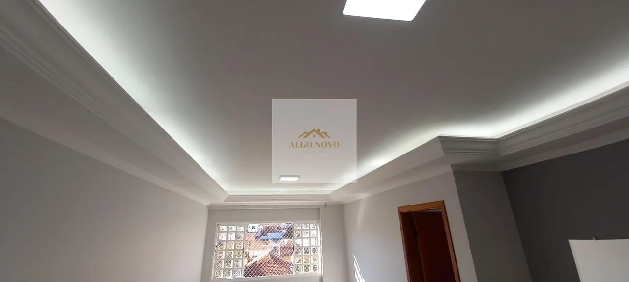 Foto 3 de Apartamento de 2 quartos (1 suíte) com garagem coberta, Morro Chic