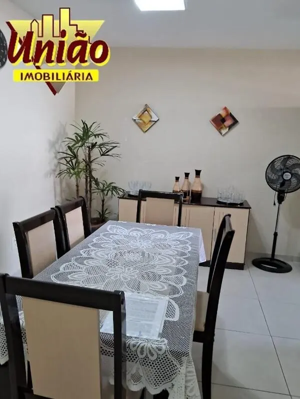 Foto 2 de Apartamento de 2 quartos com copa grande no 1º andar, São Vicente