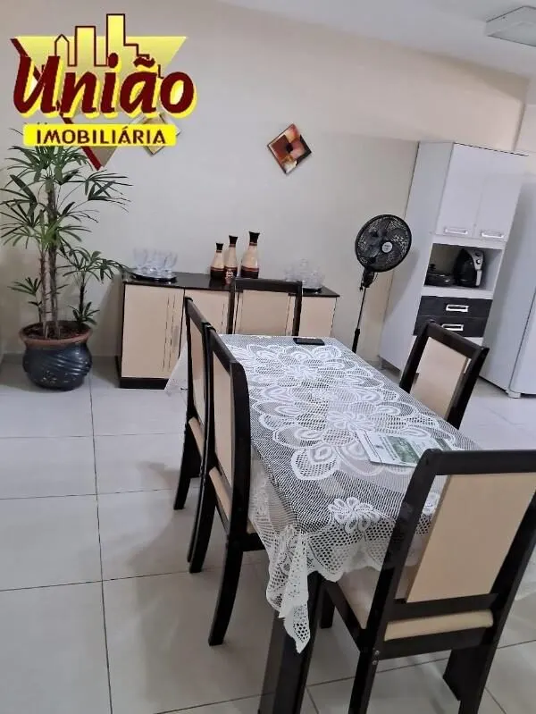 Foto 3 de Apartamento de 2 quartos com copa grande no 1º andar, São Vicente
