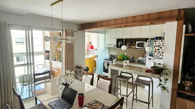 Foto 1 de Apartamento de 2 quartos (1 suíte) com varanda gourmet no Village Inn, Morro Chic