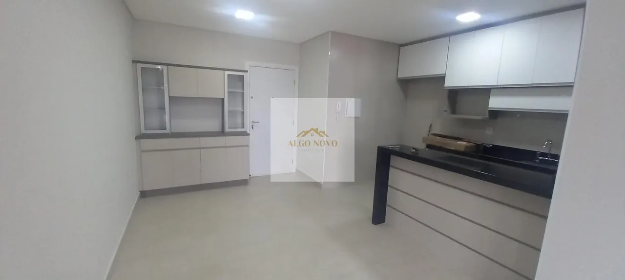 Foto 3 de Apartamento novo de 2 quartos (1 suíte) com sacada gourmet para alugar, Centro