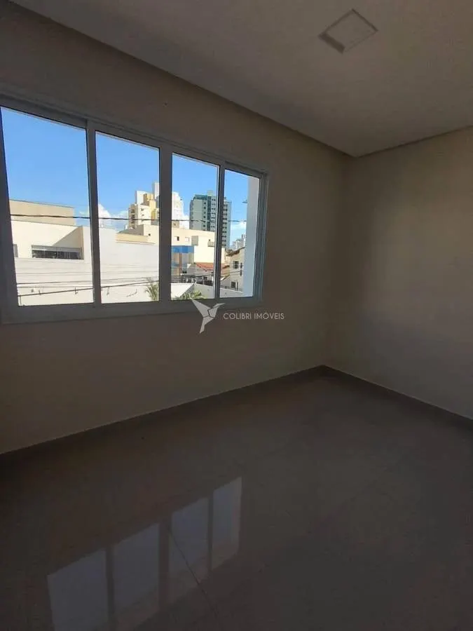 Foto 2 de Apartamento de 2 quartos (1 suíte) com 73 m² para alugar na Rua Doutor Silvestre Ferraz, Pinheirinho