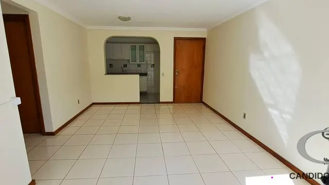 Apartamento de 2 quartos (1 suíte) com sacada, Varginha