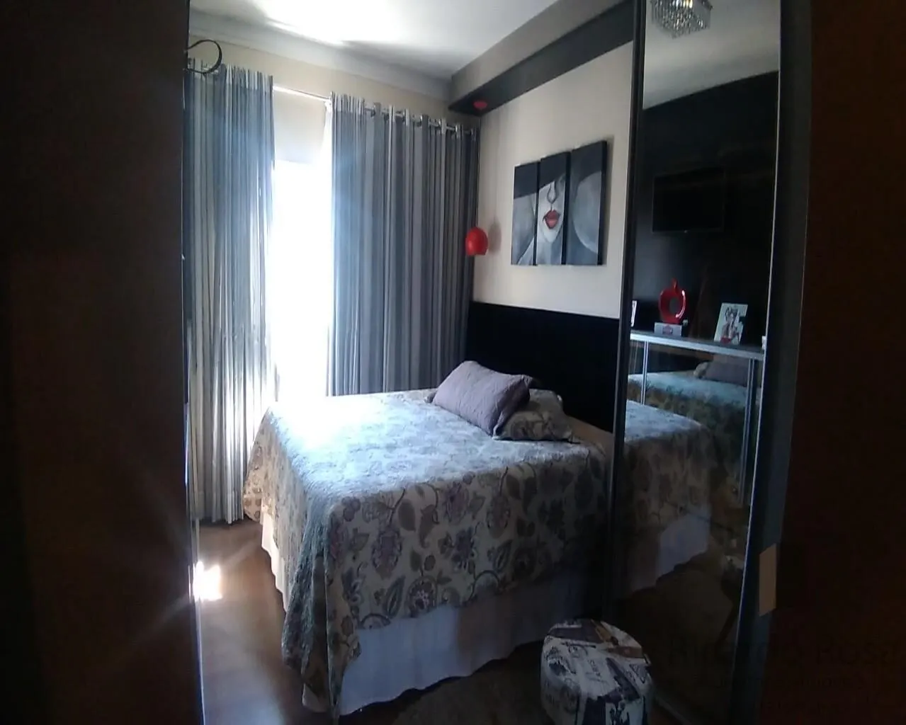 Foto 4 de Apartamento de 2 quartos (1 suíte) semimobiliado com varanda fechada, Varginha