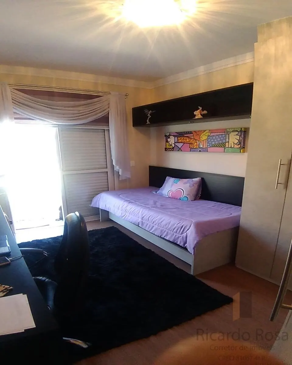 Foto 5 de Apartamento de 2 quartos (1 suíte) semimobiliado com varanda fechada, Varginha
