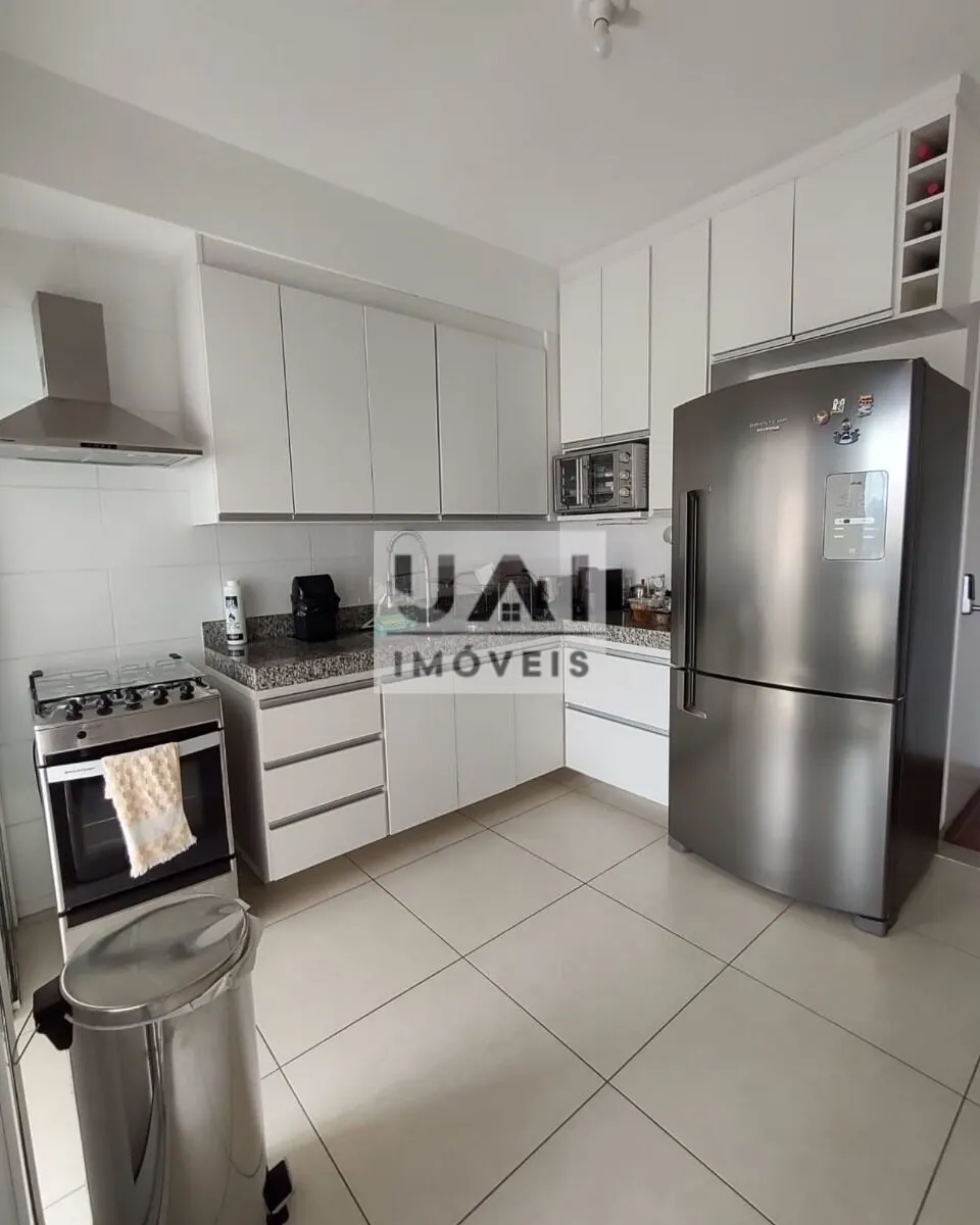Foto 3 de Apartamento de 3 quartos (1 suíte) com sacada e churrasqueira, Varginha