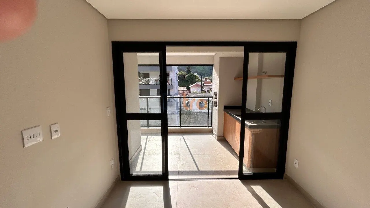 Foto 5 de Apartamento de 3 quartos (1 suíte) com varanda e churrasqueira no Residencial Verona, Pinheirinho