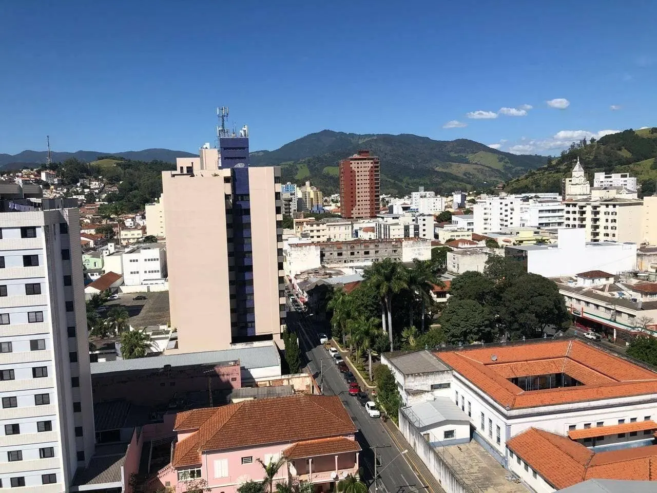 Foto 2 de Apartamento de 3 quartos com suíte no 8º andar e vista para a cidade, Centro