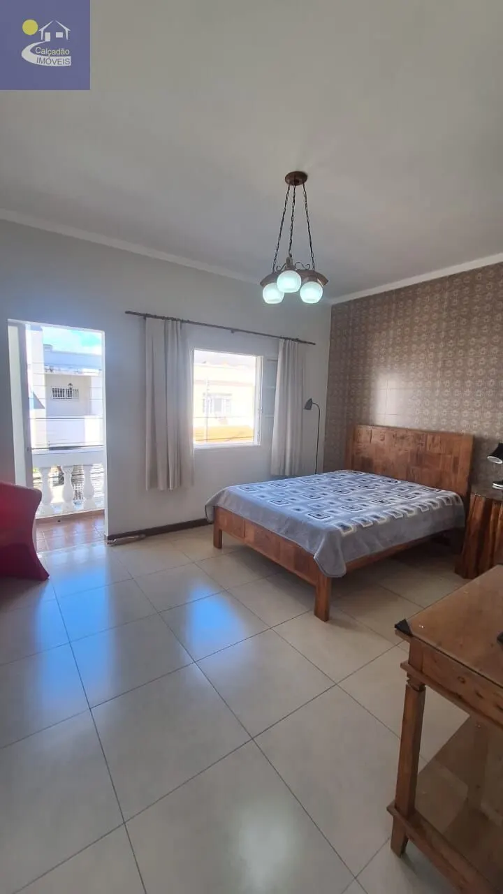 Foto 2 de Apartamento de 3 quartos (1 suíte) com 129 m² e sacada, Centro
