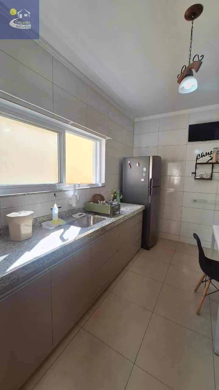 Foto 4 de Apartamento de 3 quartos (1 suíte) com 129 m² e sacada, Centro