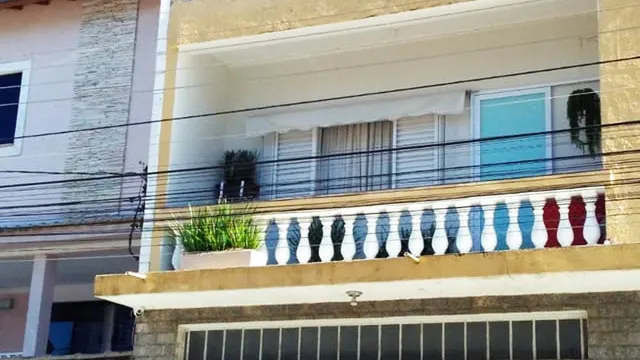 Apartamento de 3 quartos (1 suíte) com varanda, Centro