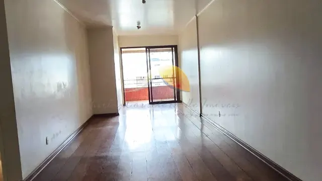 Foto 1 de Apartamento de 3 quartos (1 suíte) com portaria 24h, Centro