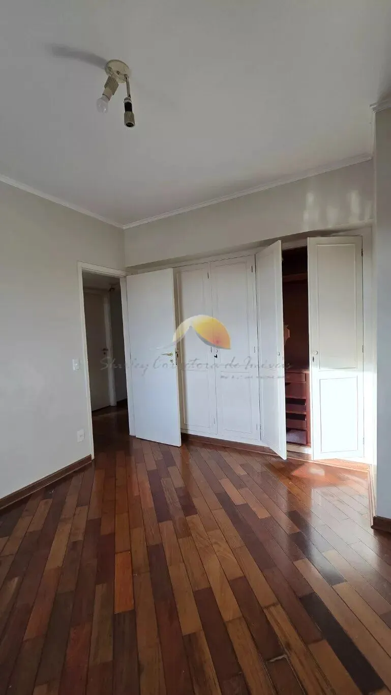 Foto 3 de Apartamento de 3 quartos (1 suíte) com portaria 24h, Centro