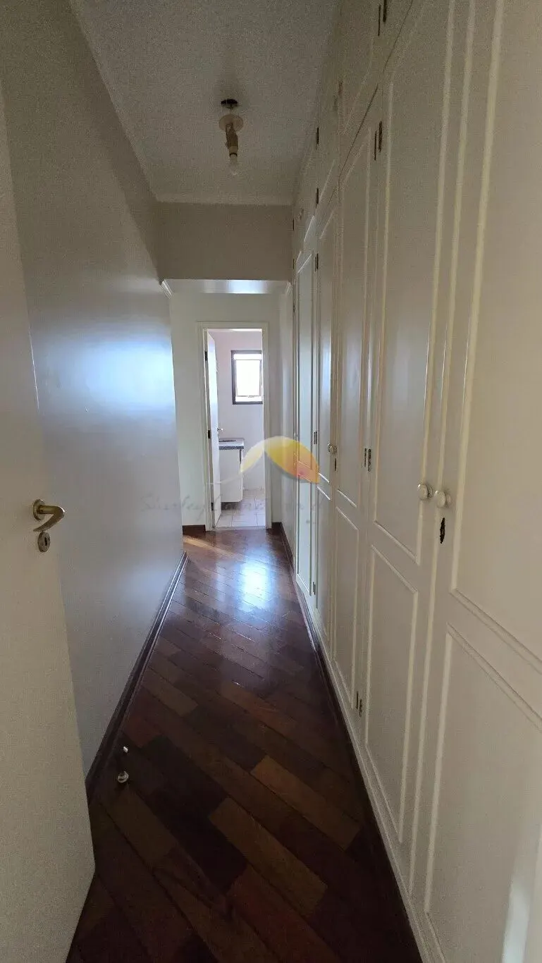 Foto 8 de Apartamento de 3 quartos (1 suíte) com portaria 24h, Centro