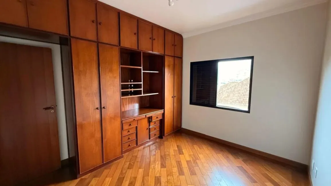 Foto 5 de Apartamento de 3 quartos (1 suíte) com sacada e piso de madeira, Varginha