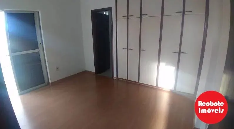 Foto 2 de Apartamento de 3 quartos (1 suíte) com escritório e varandas, Centro