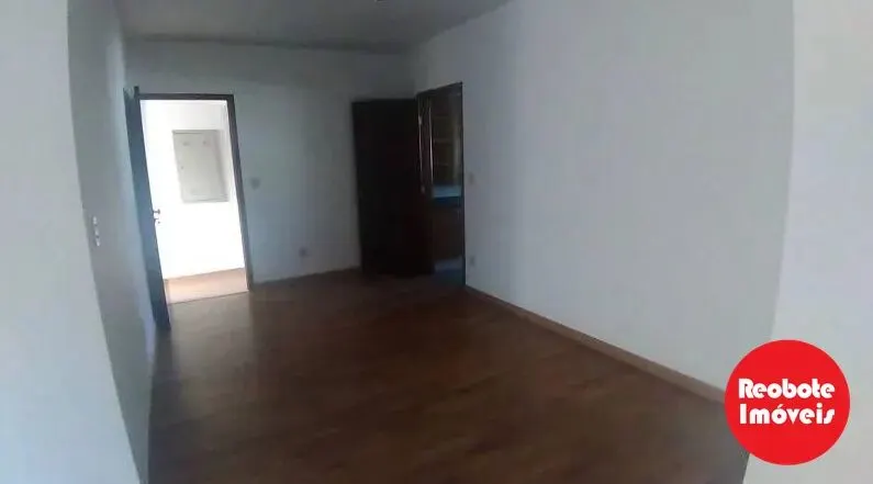 Foto 5 de Apartamento de 3 quartos (1 suíte) com escritório e varandas, Centro
