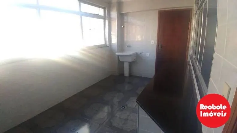 Foto 8 de Apartamento de 3 quartos (1 suíte) com escritório e varandas, Centro