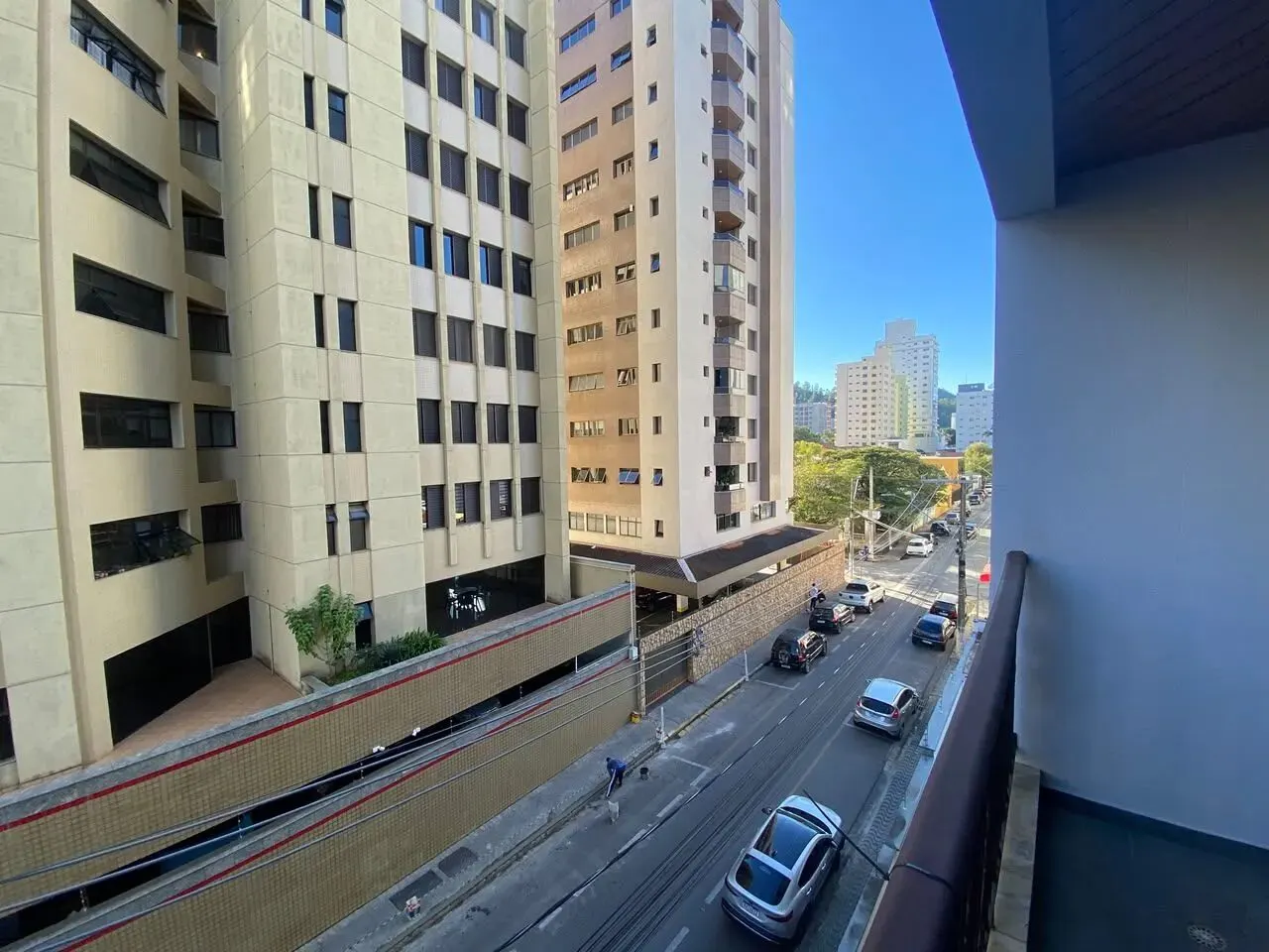Foto 8 de Apartamento de 3 quartos (1 suíte) com sacada no Edifício Maria Virgínia Rennó, Centro
