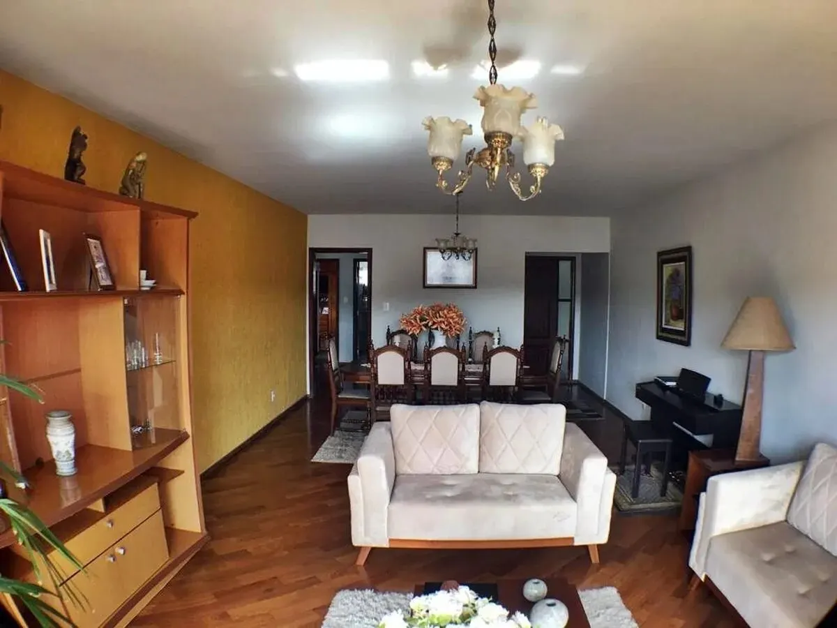 Foto 2 de Apartamento de 3 quartos (1 suíte) com varanda e vista, Centro