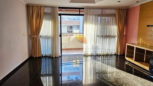 Apartamento de 3 quartos (2 suítes) com sacada e 2 vagas, Varginha