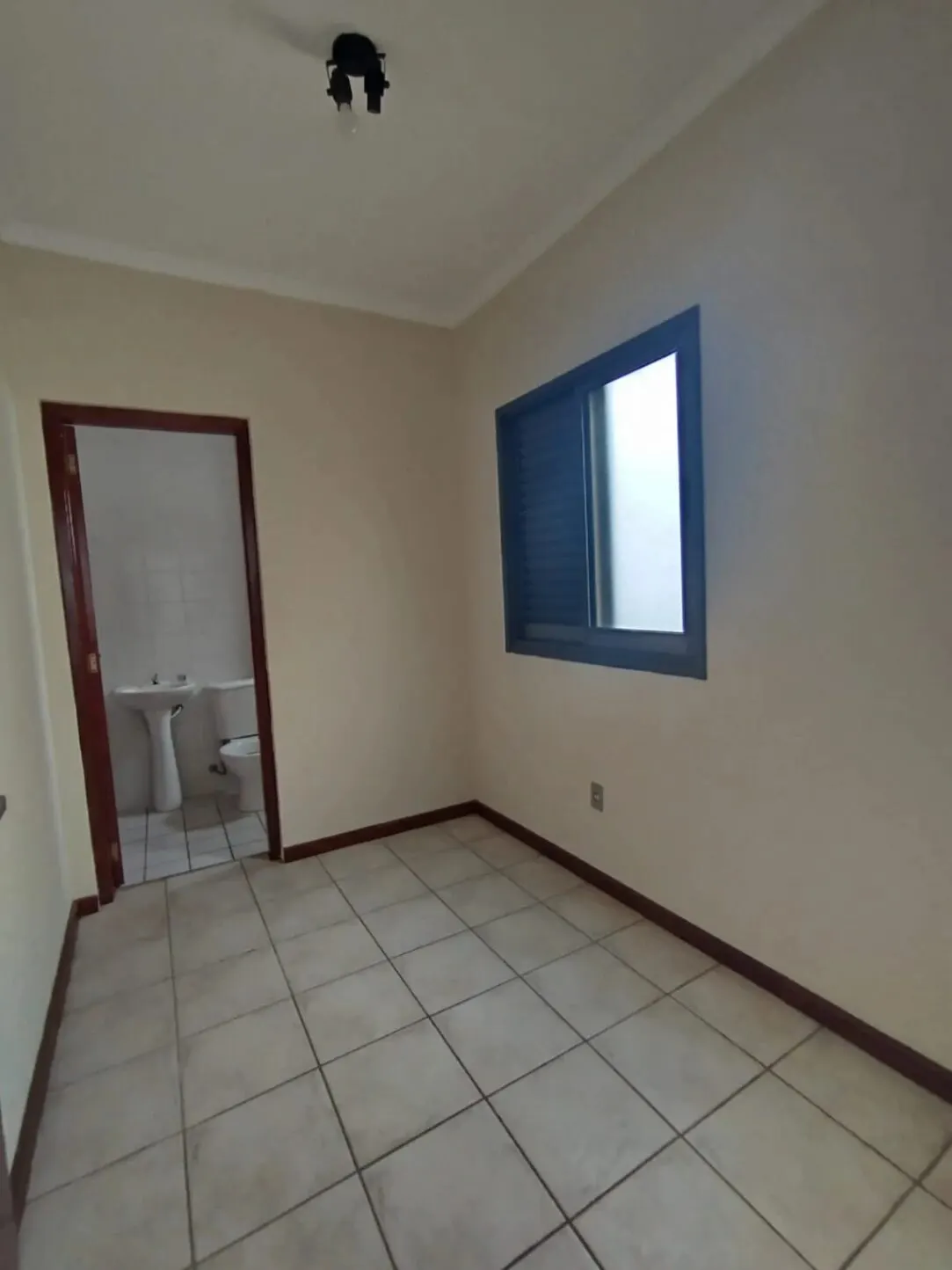 Foto 6 de Apartamento de 3 quartos (1 suíte) com sacada e 2 vagas cobertas, Varginha
