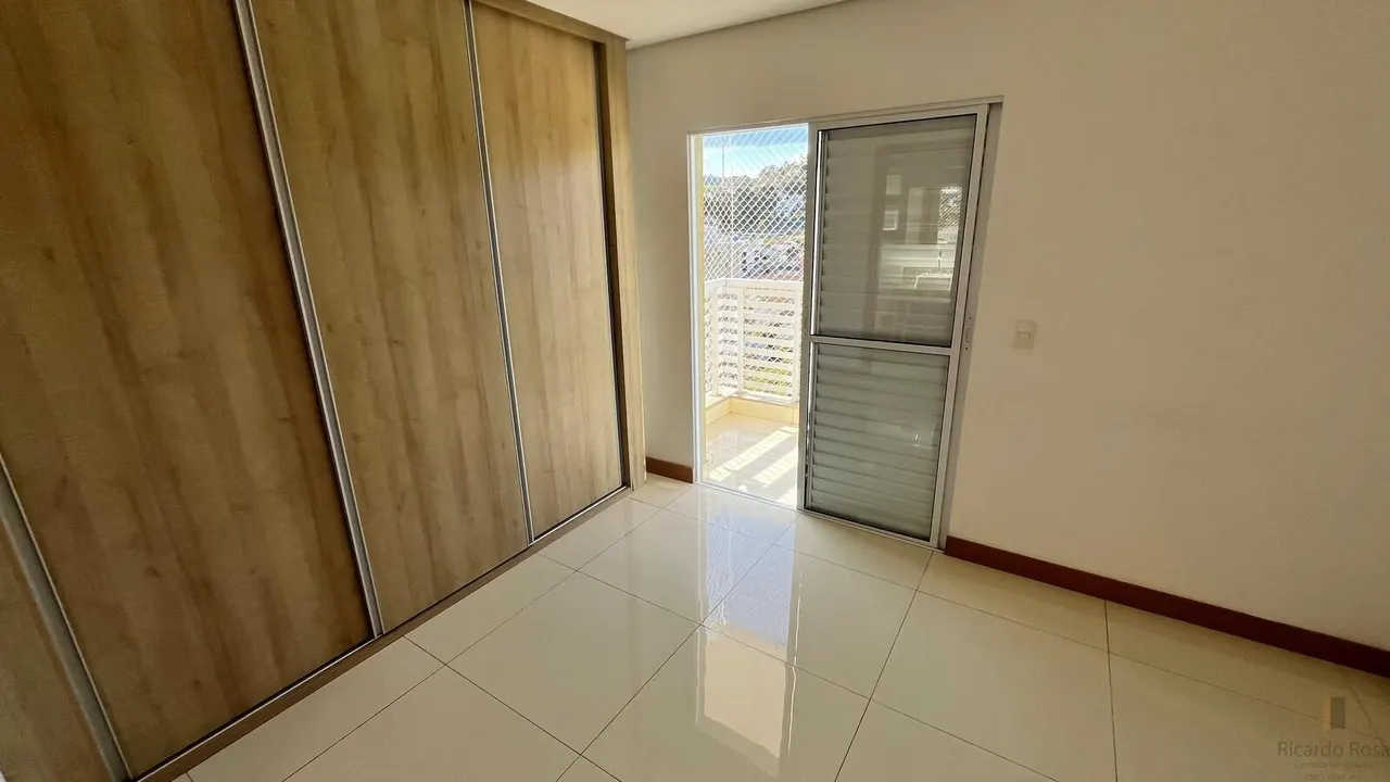 Foto 5 de Apartamento de 3 quartos (1 suíte) no 10º andar do Village Inn, Morro Chic