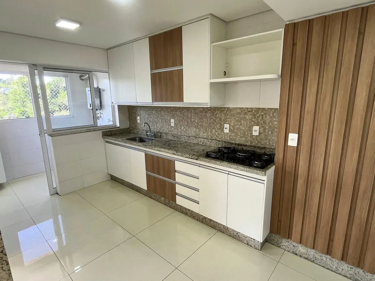 Foto 3 de Apartamento de 3 quartos (1 suíte) no 10º andar com vista e lazer completo, Morro Chic