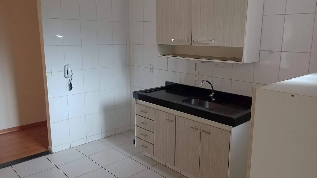Foto 6 de Apartamento de 3 quartos com varanda e quintal, Varginha