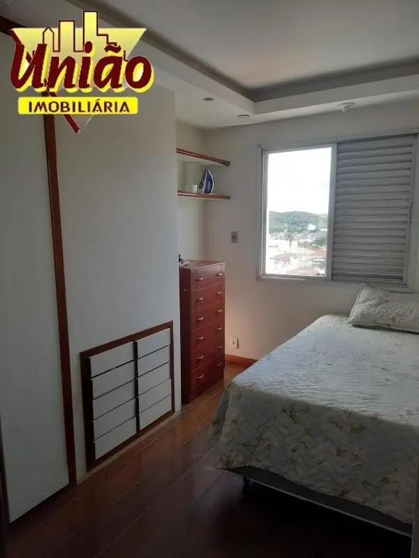 Foto 3 de Apartamento de 3 quartos (1 suíte) com 91 m² úteis, Centro