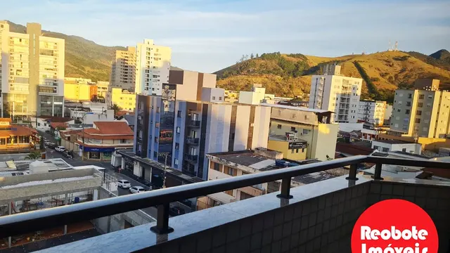 Foto 1 de Apartamento de 3 quartos (1 suíte) com varanda e vista para a serra na Praça Teodomiro Santiago, Centro
