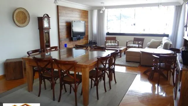 Foto 1 de Apartamento de 3 quartos (1 suíte) com 2 salas e portaria 24 horas, Centro