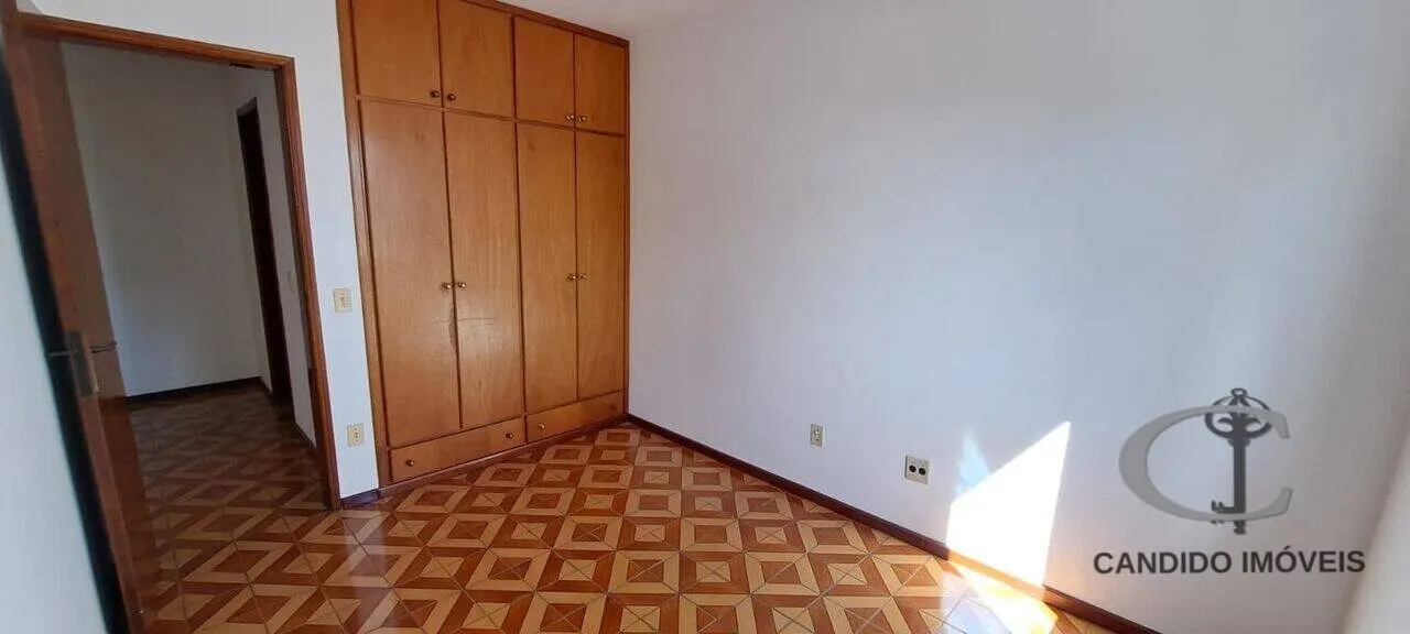 Foto 4 de Apartamento de 3 quartos (1 suíte) em prédio com elevador, Centro
