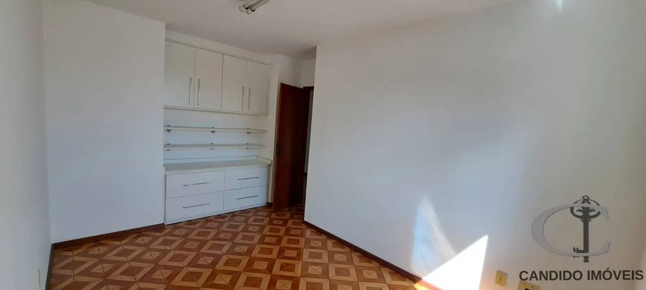 Foto 6 de Apartamento de 3 quartos (1 suíte) em prédio com elevador, Centro