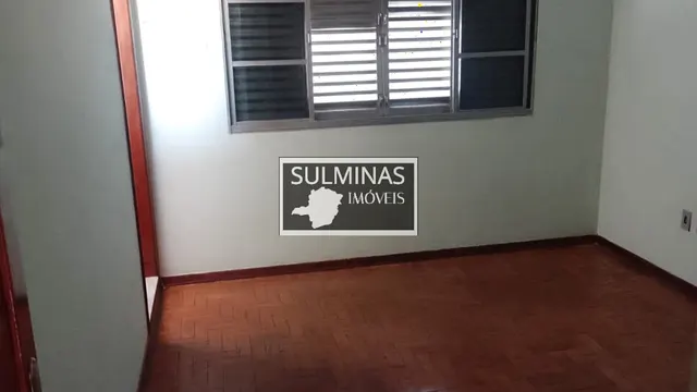Foto 1 de Apartamento de 3 quartos (1 suíte) com armários e cozinha planejada, Centro