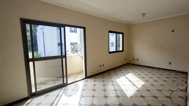 Apartamento de 3 quartos (1 suíte) com sacada e 2 vagas, Varginha