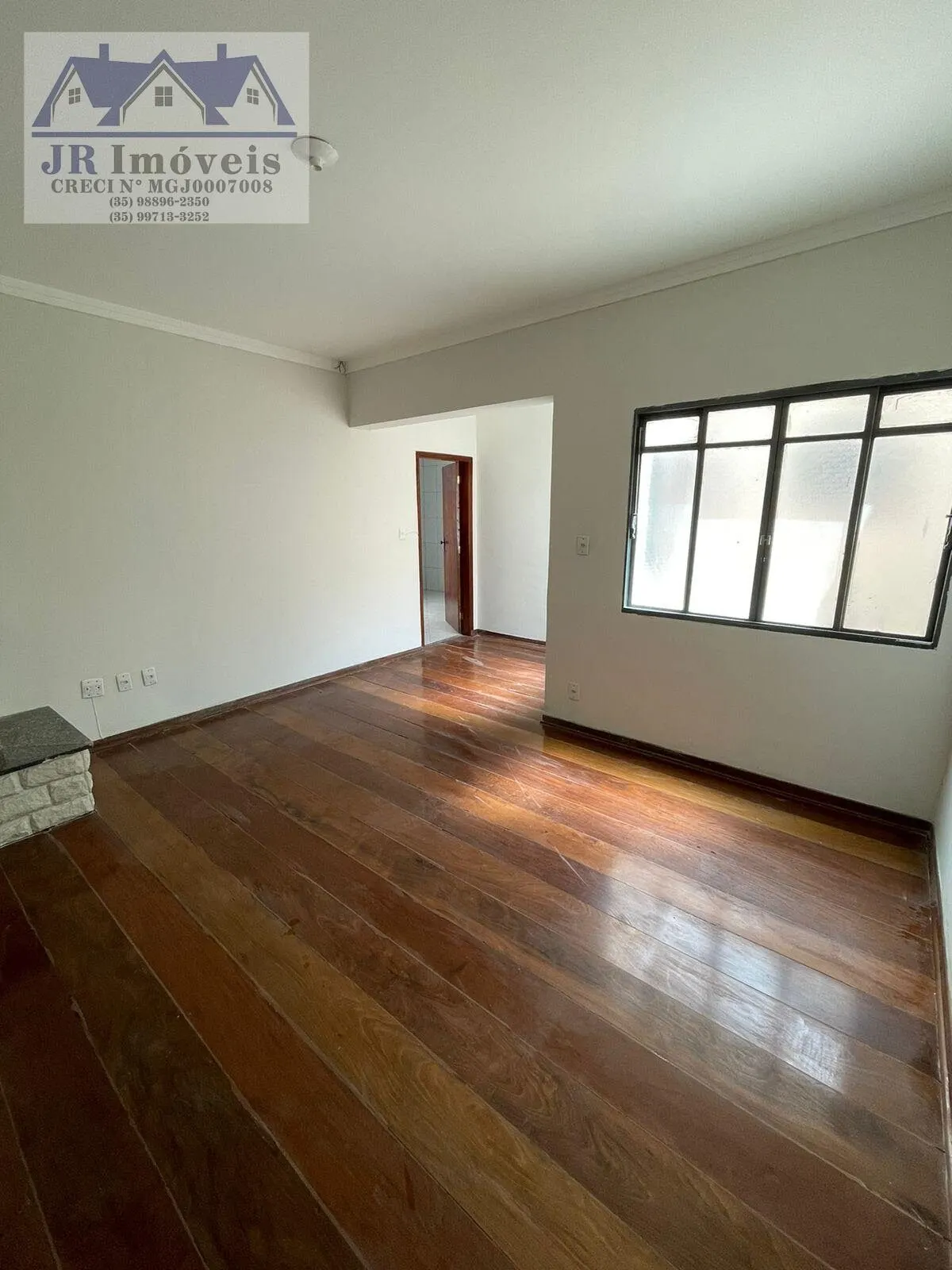 Foto 2 de Apartamento de 4 quartos (1 suíte com hidromassagem) e lareira, Rodovia