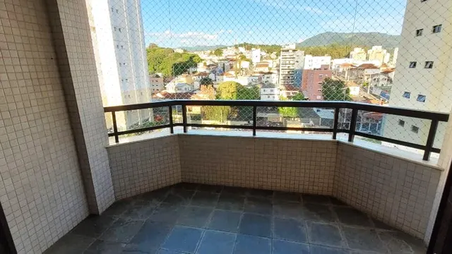 Foto 1 de Apartamento de 4 quartos (1 suíte) com varanda no Condomínio Dona Julieta, Centro