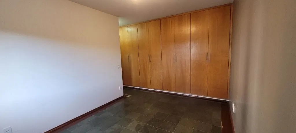Foto 8 de Apartamento de 4 quartos (1 suíte) com varanda no Condomínio Dona Julieta, Centro