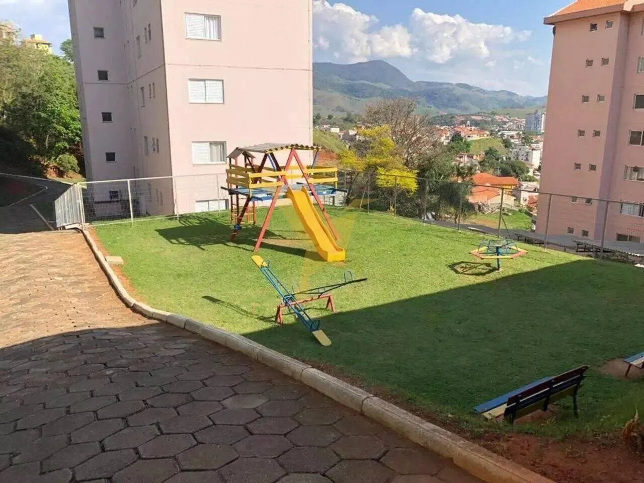 Foto 5 de Apartamento de 4 quartos (2 suítes) com 3 vagas e piscina, Morro Chic