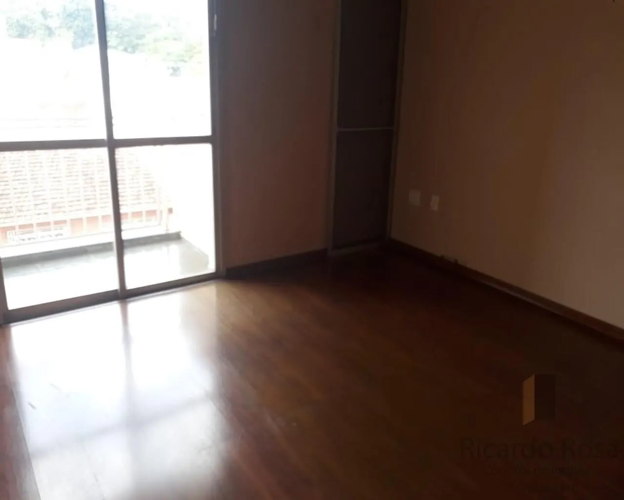Foto 2 de Apartamento de 4 quartos com 3 banheiros perto do fórum, Centro