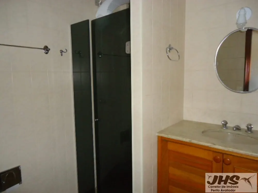 Foto 8 de Apartamento de 4 quartos (2 suítes com closet) com sacada e vista para a praça, Centro