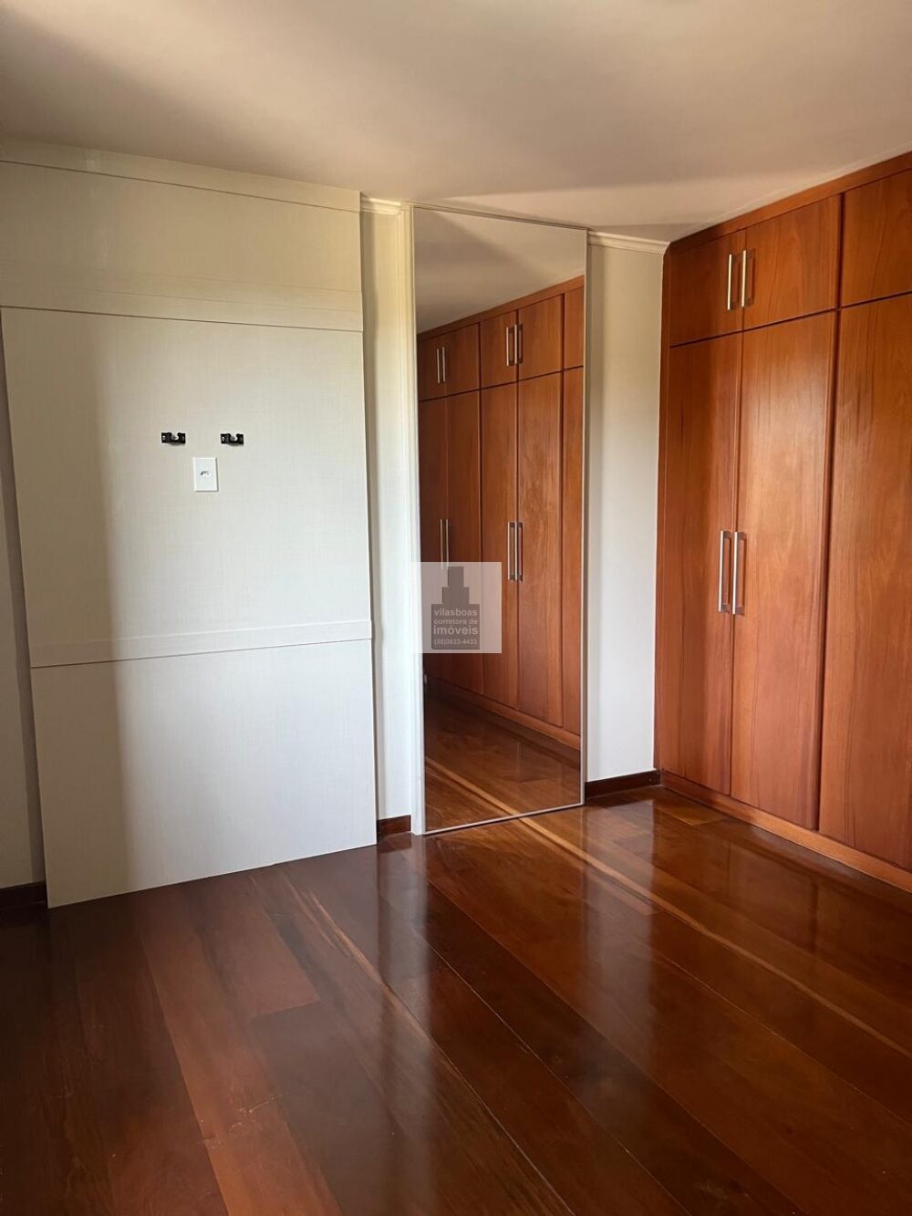 Foto 5 de Apartamento de 4 quartos (1 suíte) com varanda, Centro
