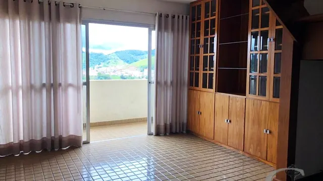 Foto 1 de Apartamento duplex de 2 quartos (1 suíte) com terraço e churrasqueira, Centro